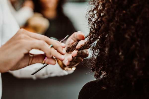Corte para rizos en Cambados